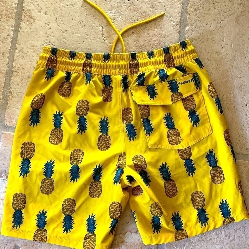 Hurley Volley Swim Trunks Men’s/Boys S Activewear Pineapples Tropical Beach